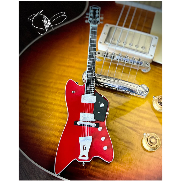 AXE HEAVEN Billy F Gibbons Signature Billy Bo Gretsch Miniature Guitar Gift